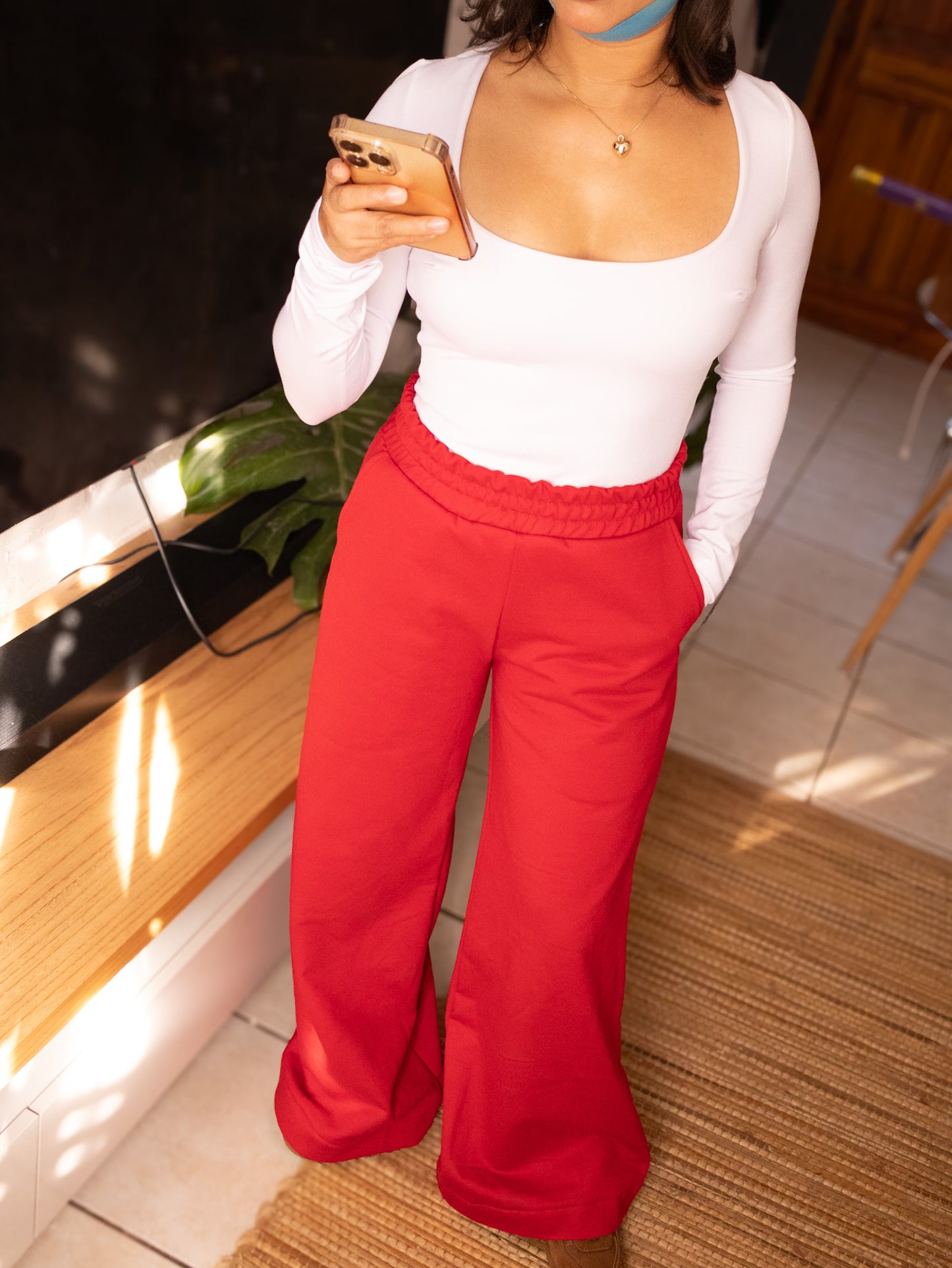 Pantalón Buzo Nina Rojo Profundo