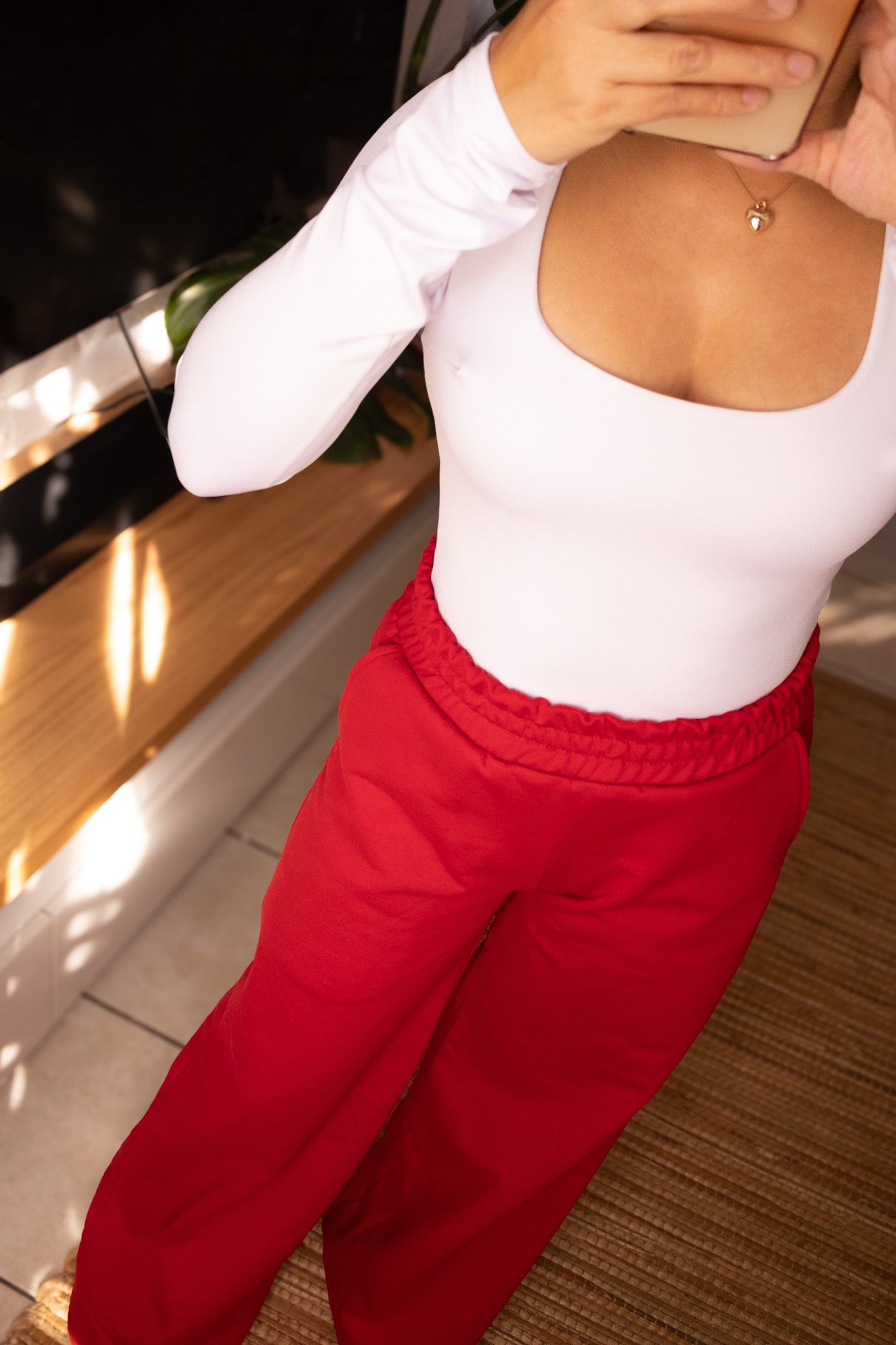 Pantalón Buzo Nina Rojo Profundo